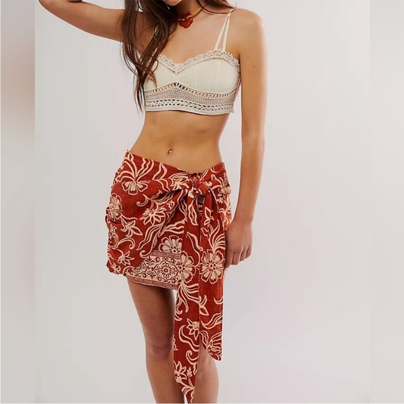 Free People Sweet As Beach Mini Skirt size 12 linen blend NWOT - Picture 1 of 12